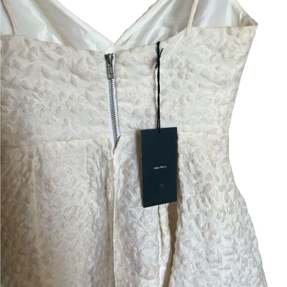 NWT Alex Perry “Stevie” White Textured Jacquard Fit & Flare Mini Dress Size 10 - Picture 4 of 6